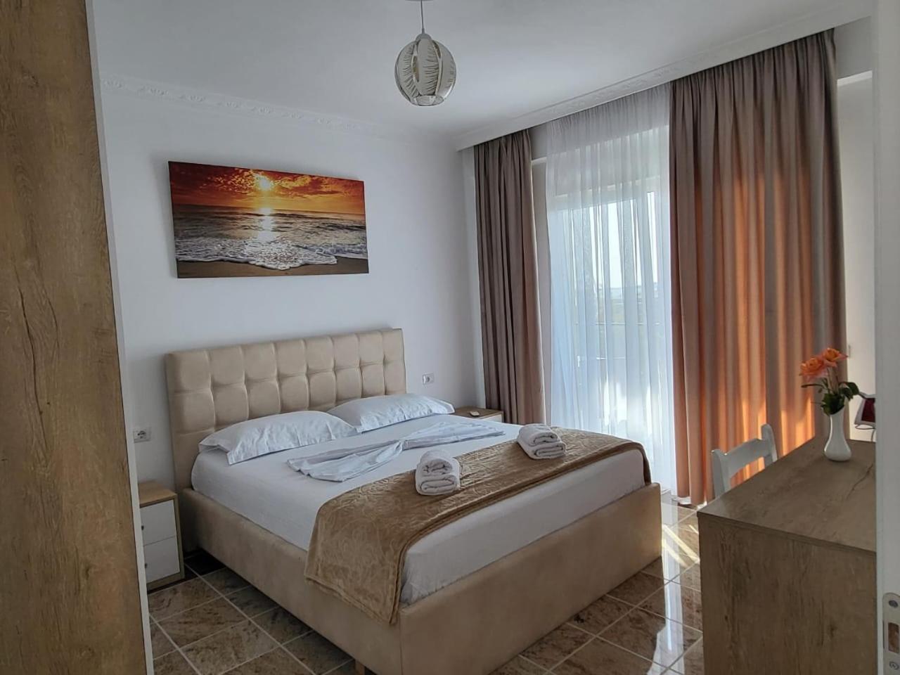 Apartamento Fishta Q5 24